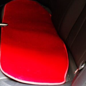 “차량용 온열 매트, 따뜻함을 더하는 필수 아이템”