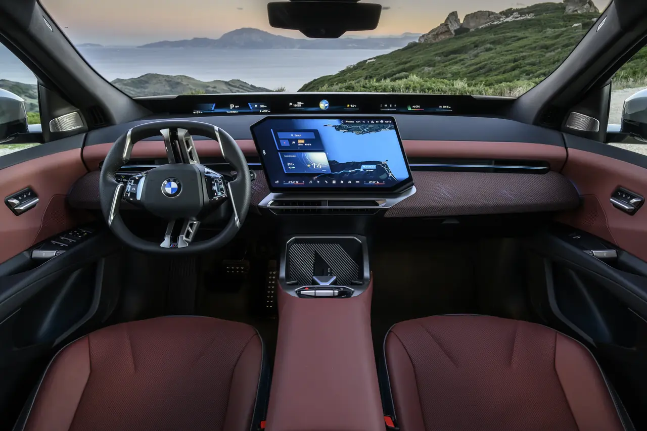 iX3 / BMW