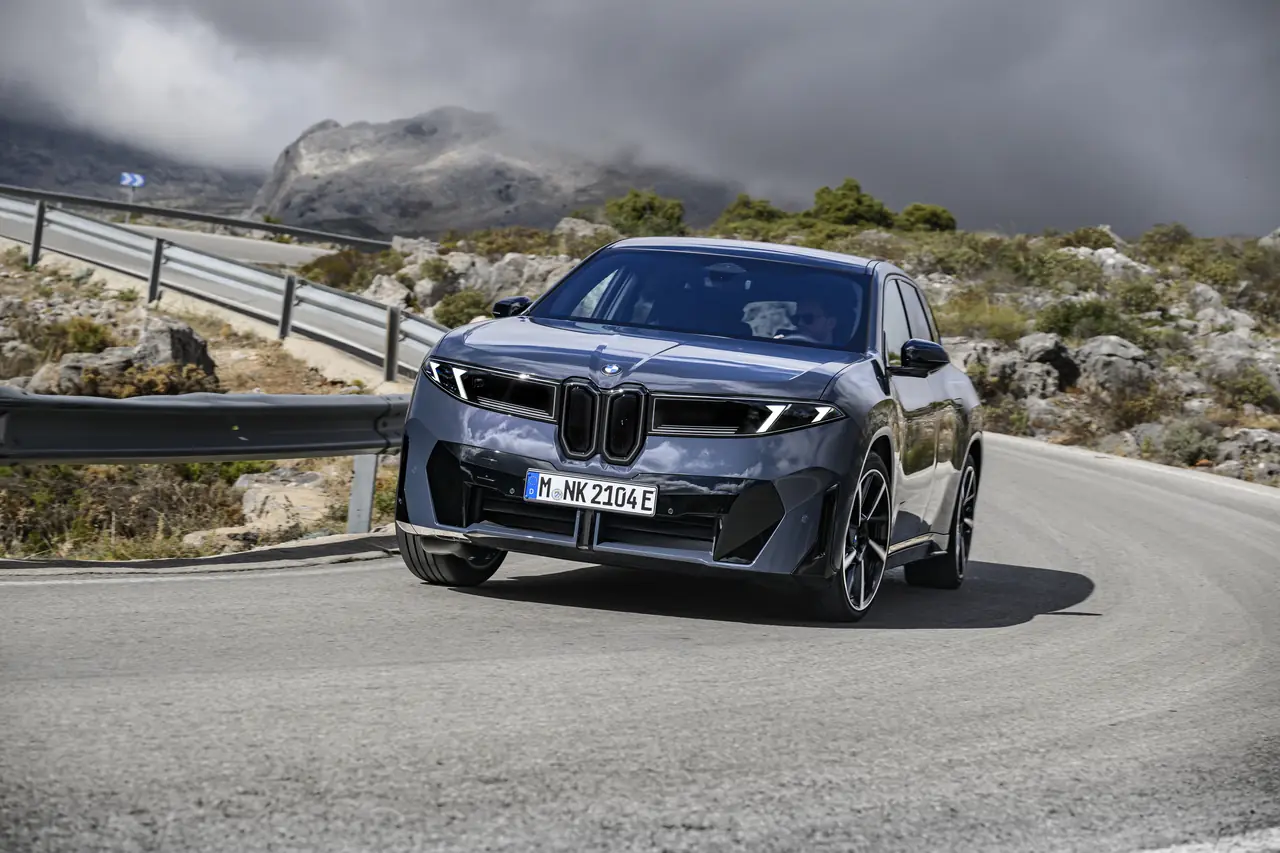 iX3 / BMW