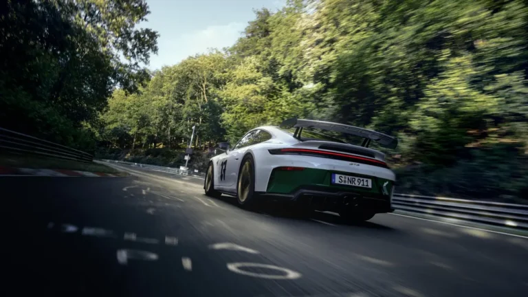 “딱 100대만 만든다” 포르쉐 911 GT3, 뉘르부르크링 100주년 기념 한정판 공개